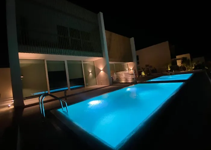Villa Ostriche Coast